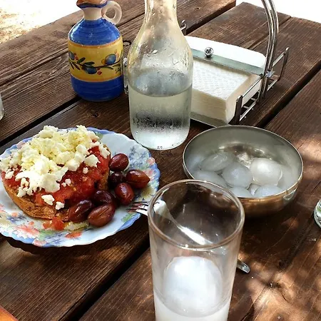 Stamatis * Agii Apostoli (Monemvasia)